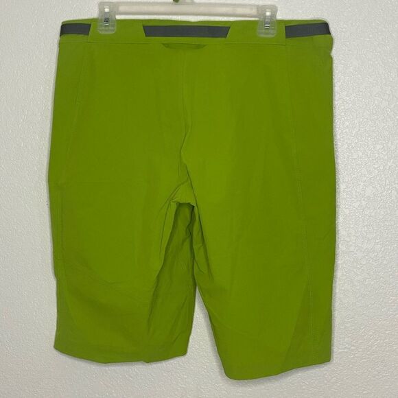 HAGLOFS Lizard II Men’s Green Shorts Size L - Picture 4 of 7